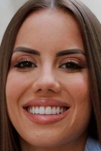 Profile of Laura Casabela