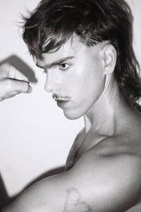 Profile of Julián Santaella