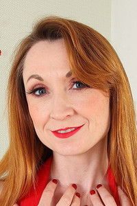 Profile of Lily Kink