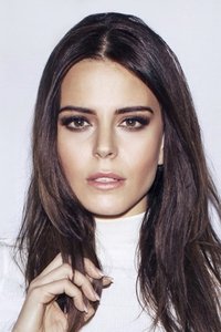 Profile of Simge Sağın
