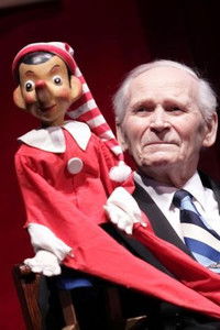 Profile of Ferdinand Veike