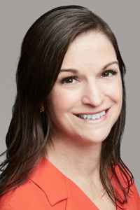 Profile of Sarah Dessen