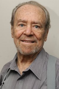 Profile of Marco Julio Linares