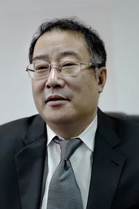 Profile of 裘立新