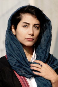 Profile of Azadeh Navai