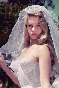 Poster for French Beauty