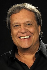 Profile of Dennis Carvalho