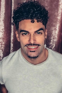 Profile of Jeffrey Hernandez