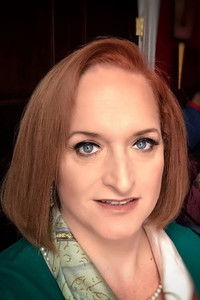 Profile of Lynette Nusbacher