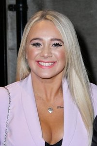 Profile of Kirsty Leigh Porter