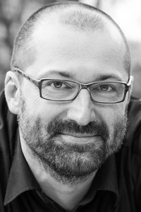 Profile of Winfried Oelsner