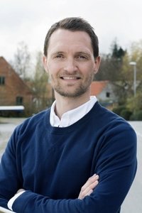 Profile of Kenneth Hansen
