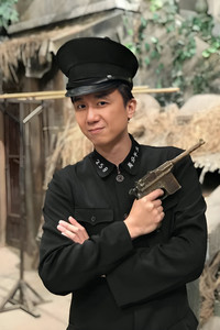 Profile of 何志锋