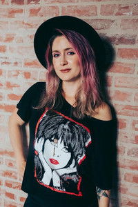 Profile of Angela Santori