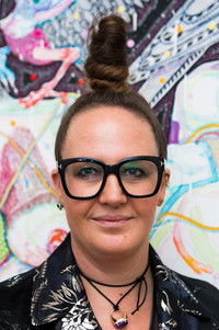 Profile of Del Kathryn Barton