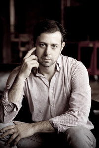 Profile of Elli Raynai