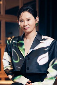 Profile of Kim Sun-young