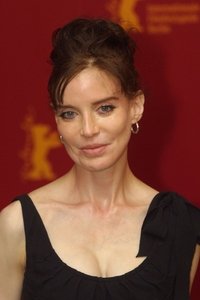 Profile of Anna Thompson