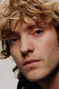 Profile of Pilot Lee