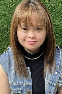 Profile of Krystel Go