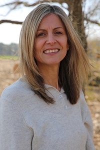 Profile of Lisa Marra