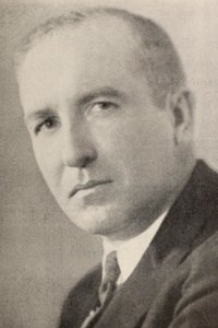 Profile of Finis Fox