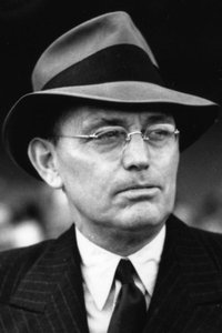 Profile of Damon Runyon