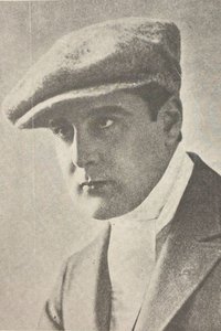 Profile of Edmo Cominetti