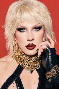 Profile of Julien de Bomerani