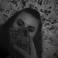 LalyssaLlloyd's profile image