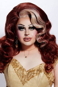 Profile of Hannah Conda