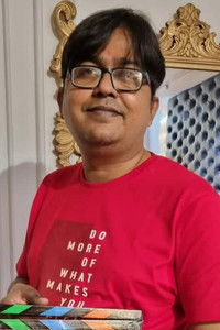 Profile of Kingshuk Dey