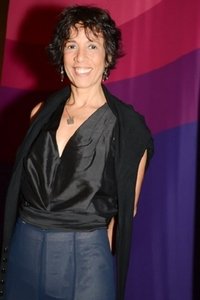 Profile of Vilma Lustosa