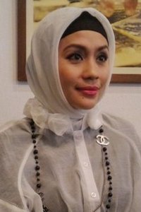 Profile of Raslina Rasidin