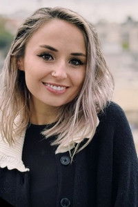 Profile of Tara Lexi Robertson