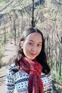 Profile of Tri Wahyuni Surya Atmaja