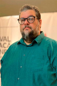 Profile of Victor van Ralse