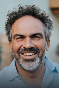 Profile of Klaas van Walderveen