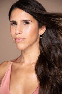 Profile of Estefany Gomez