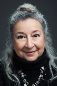 Profile of Esin Eden