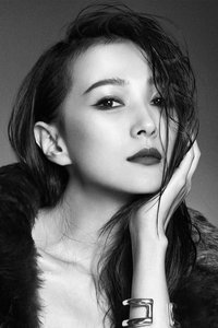 Profile of Marie Zhuge