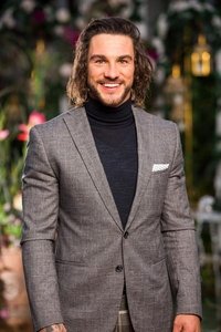 Profile of Alex Mckay