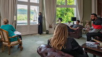 Обои к фильму «Их собственный класс (2019)» — (13 из 16)