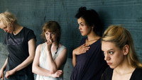 «Unten Mitte Kinn (2011)» — обои к фильму #1