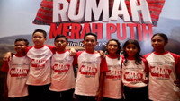 «Rumah Merah Putih (2019)» — обои к фильму #1