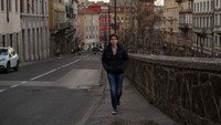 «La ragazza ha volato (2021)» — обои к фильму #1