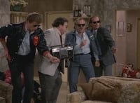 S06E22 - (1988)