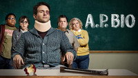 Обои к сериалу «Курс биологии (2018-2021)» — (13 из 30)