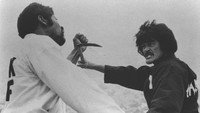 «Za karate 3: Denkô sekka (1975)» — обои к фильму #1