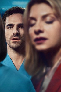 Постер сериала «Чуть дыша (2024)» — (16 из 30)
